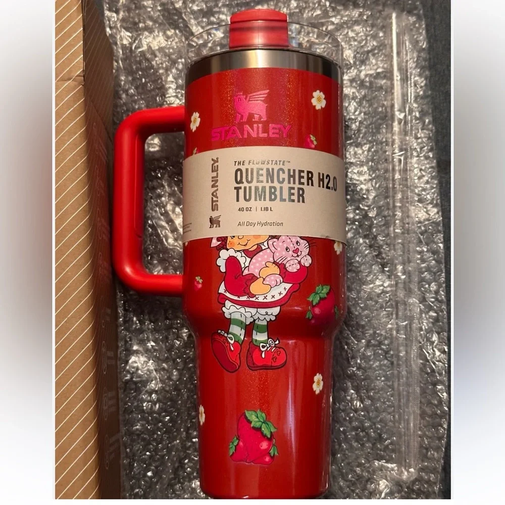 Strawberry Shortcake x Stanley quencher water bottle cup loveshackfancy 40oz - Picture 2 of 5